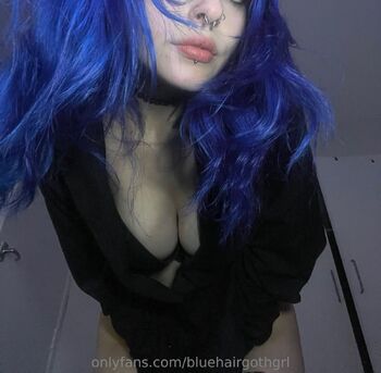 Melod / bluehairgothgrl nude photo #24
