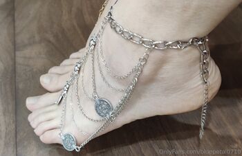 bluepeta / bluepetal0710 nude photo #21