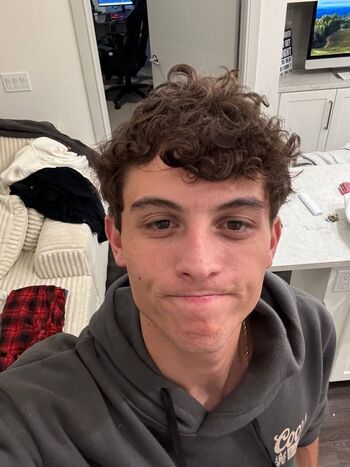 Lukesk / blueskiesandgreeneyes nude photo #3