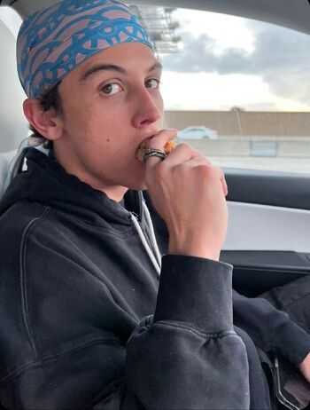 Lukesk / blueskiesandgreeneyes nude photo #36