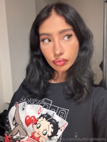 Blushing Bloom / blushingblooms nude photo #6