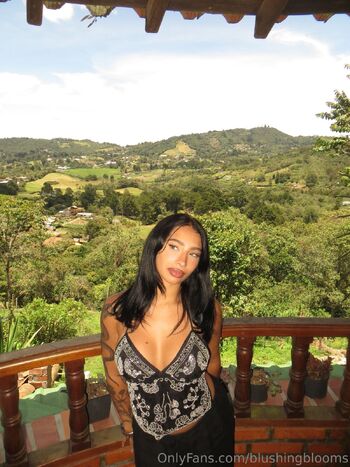 Blushing Bloom / blushingblooms nude photo #15