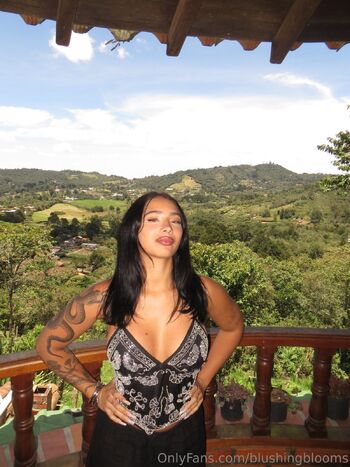 Blushing Bloom / blushingblooms nude photo #16