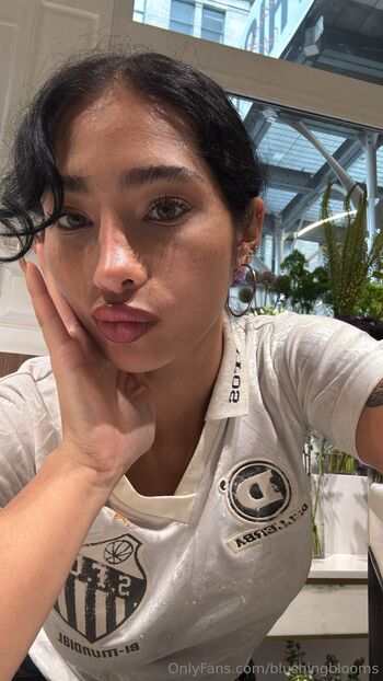 Blushing Bloom / blushingblooms nude photo #26