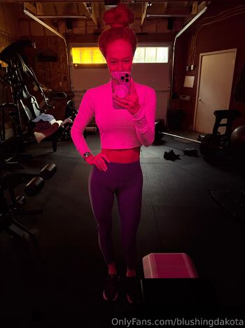 Blushing Dakot / blushingdakota nude photo #22