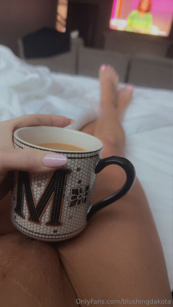 Blushing Dakot / blushingdakota nude photo #31