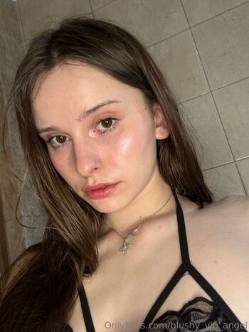 BlushyVIPAnge / blushy_vip_angel nude photo #24