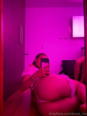 In / blvck_ino nude photo #8