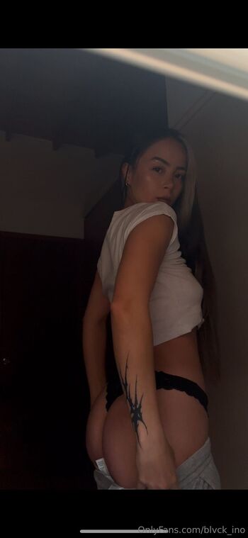 In / blvck_ino nude photo #10