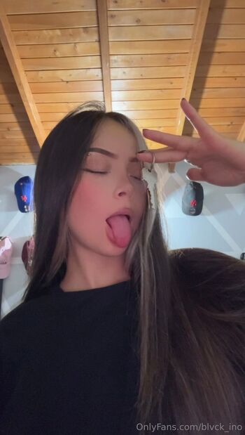 In / blvck_ino nude photo #23