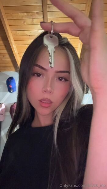 In / blvck_ino nude photo #24