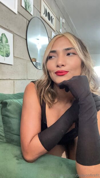 Isabel Fitness / bodyonfirefit nude photo #2