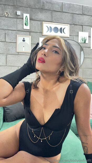 Isabel Fitness / bodyonfirefit nude photo #4