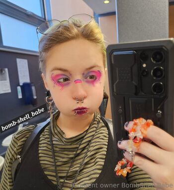 BombShell Bab / bomb-shell_babe nude photo #6