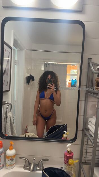 M / bongsandbikinis nude photo #27