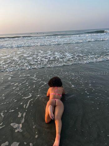 M / bongsandbikinis nude photo #37