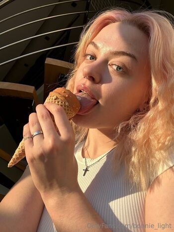 Bonnie Light / bonnie_light nude photo #5