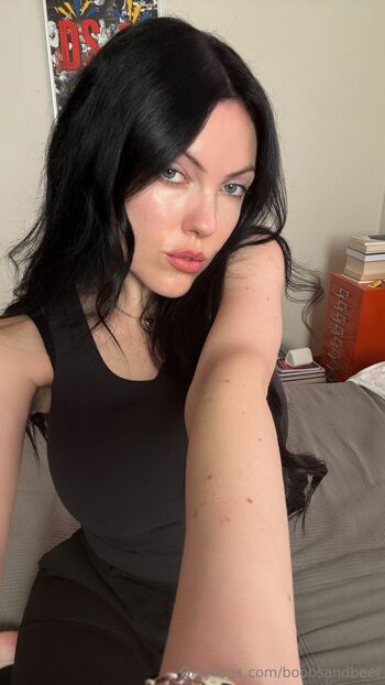 Maria / boobsandbeef nude photo #25