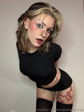 Booogierae VAUL / boogiewomanrae nude photo #5