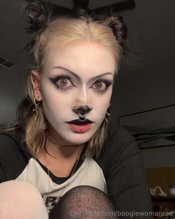 Booogierae VAUL / boogiewomanrae nude photo #22