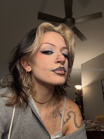 Booogierae VAUL / boogiewomanrae nude photo #33