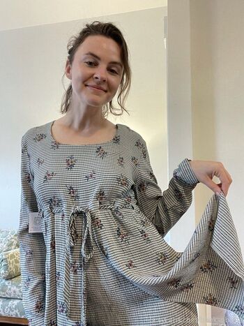 Jun / booksnbutts nude photo #6