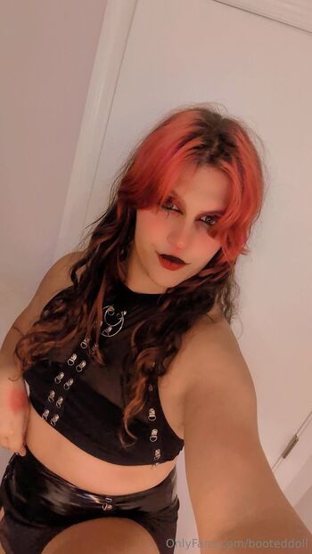 Eden iv / booteddoll nude photo #8