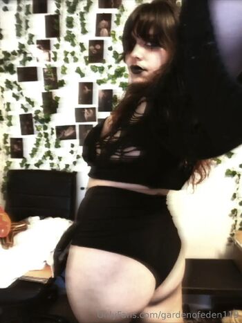 Eden iv / booteddoll nude photo #18