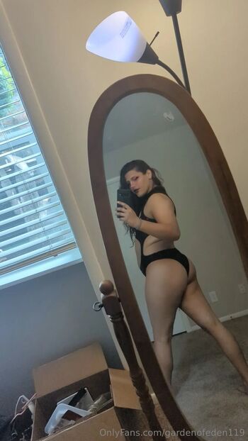 Eden iv / booteddoll nude photo #24