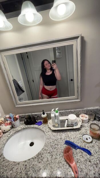 Haleigh Ma / bootsers69 nude photo #2