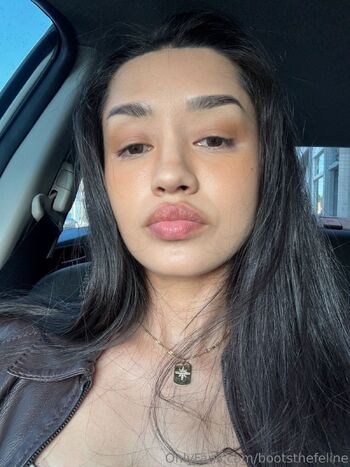 boot / bootsthefeline nude photo #1