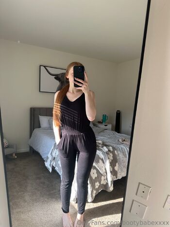 Ashley / bootybabexxxx / simplyashley96 nude photo #10