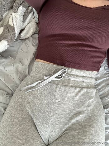 Ashley / bootybabexxxx / simplyashley96 nude photo #19