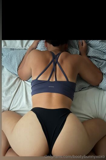 BootyBunn / bootybunnyxoxo nude photo #9