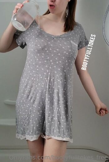 Mar / bootyfulltokes_free nude photo #28