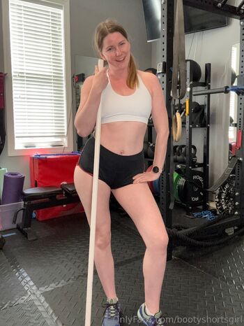 Courtney B. / bootyshortsgirl nude photo #26