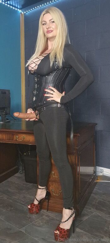 Lady Sara Borgi / borgia_lady nude photo #24