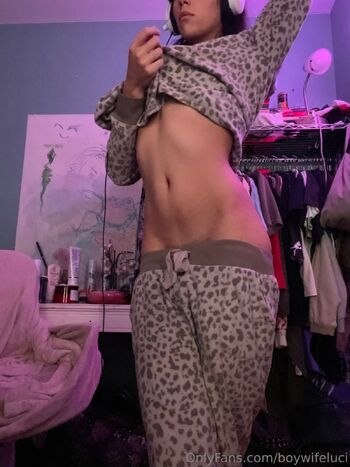 Lucill / boywifeluci nude photo #10