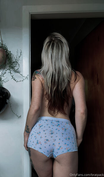 Bratpac / bratpack nude photo #14