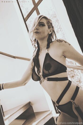 Bratpac / bratpack nude photo #38