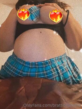 Baby Gir / brattibrunette nude photo #21