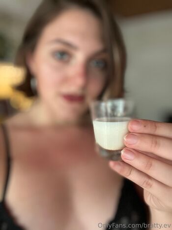 Bratty V / bratty.ev / bratty_ev / bratty.ve nude photo #20