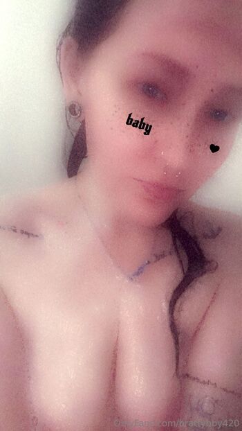 BabyBrat42 / brattybby420 nude photo #2