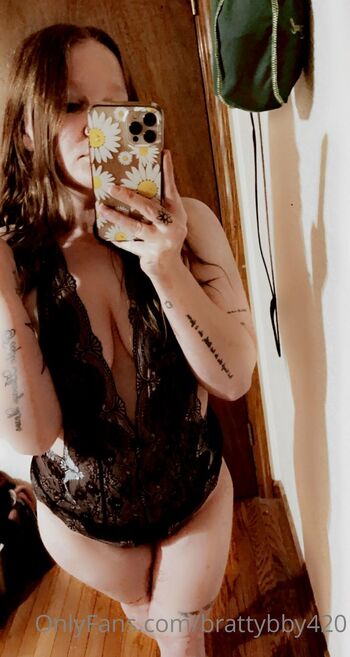BabyBrat42 / brattybby420 nude photo #14