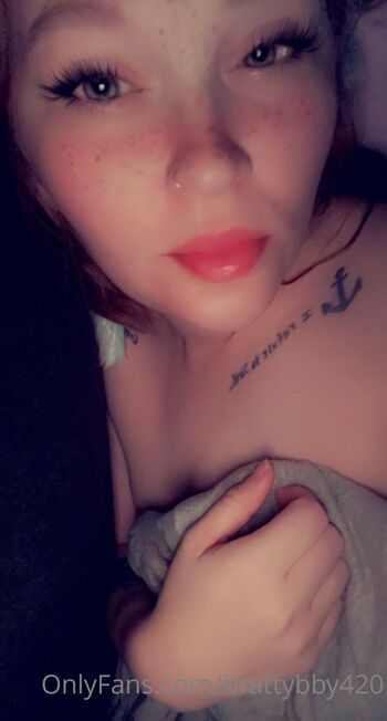 BabyBrat42 / brattybby420 nude photo #20