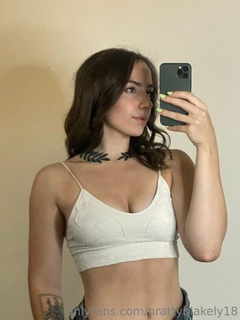 Blakely Blowsmen / brattyblakely18 nude photo #37