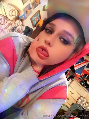 BrattyButche / brattybutcher / iamnottmegan nude photo #1
