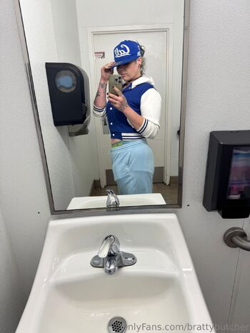 BrattyButche / brattybutcher / iamnottmegan nude photo #11