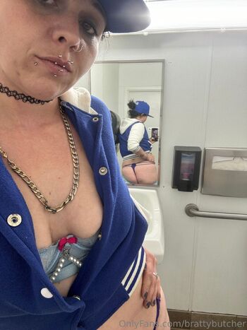 BrattyButche / brattybutcher / iamnottmegan nude photo #12