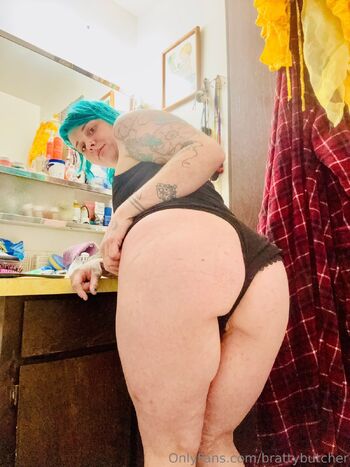 BrattyButche / brattybutcher / iamnottmegan nude photo #22